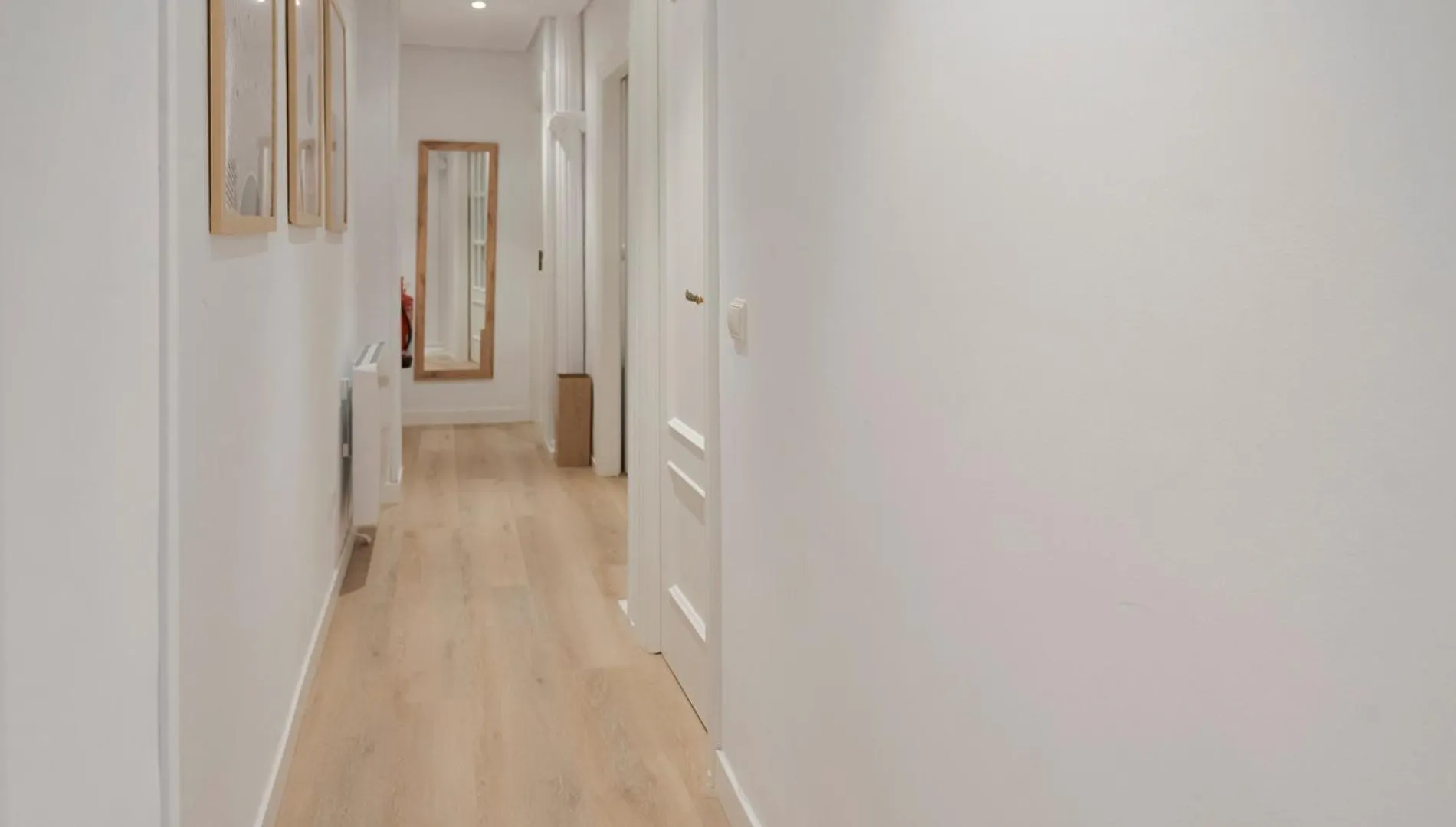 Acogedor Apartamento Frente A La Playa Zurriola En サン・セバスティアン