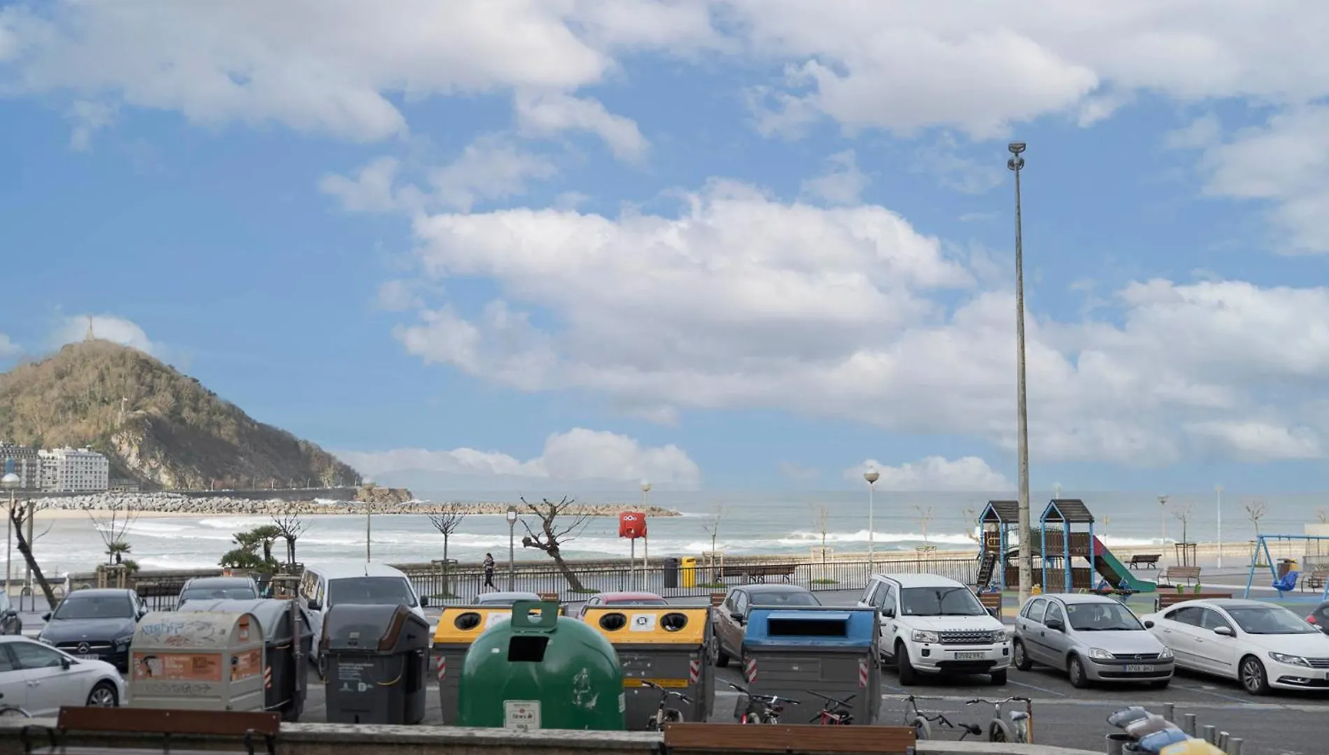 Acogedor Apartamento Frente A La Playa Zurriola En サン・セバスティアン スペイン