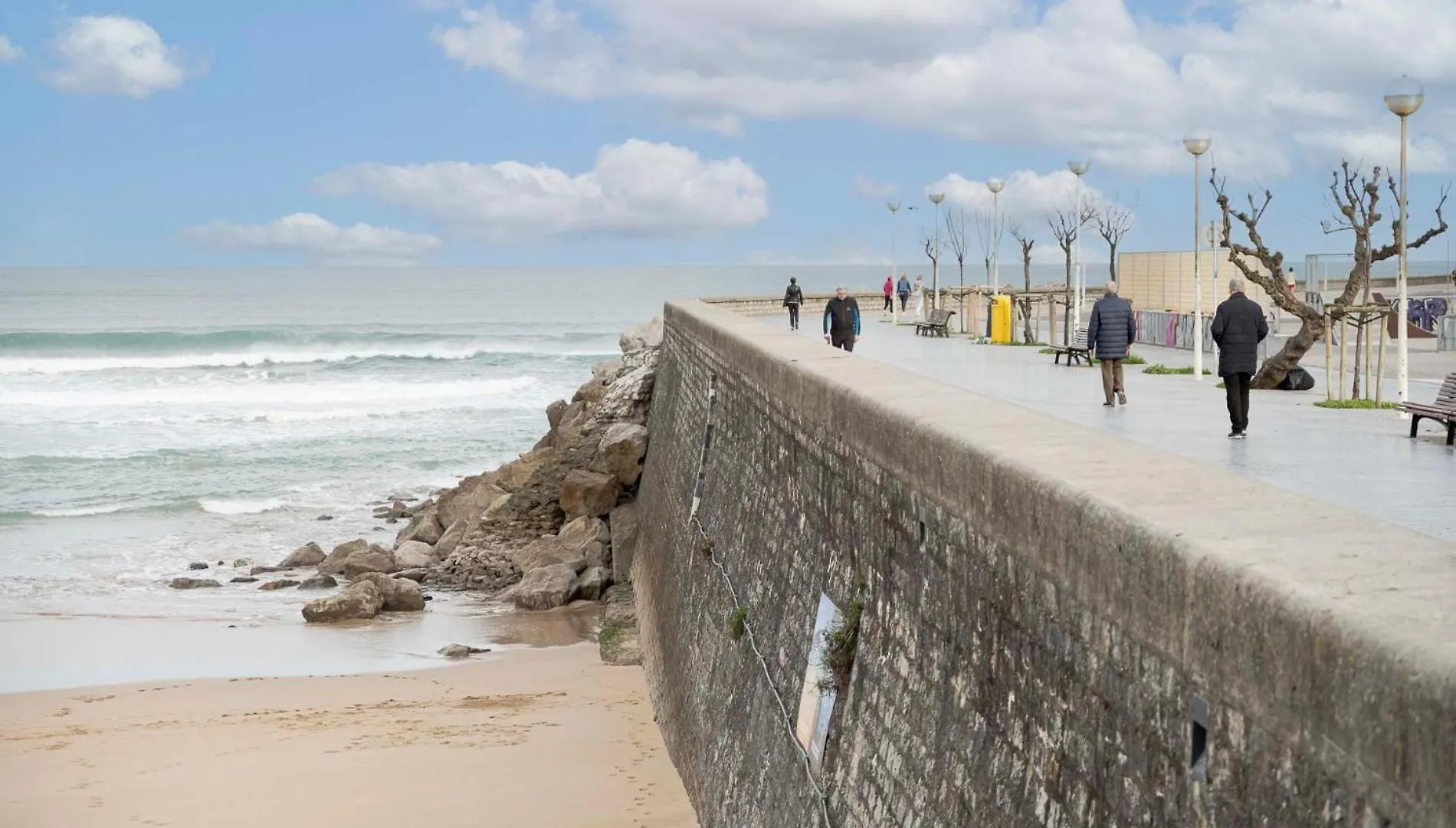 Acogedor Apartamento Frente A La Playa Zurriola En サン・セバスティアン 0*,